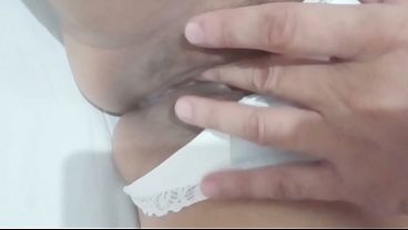 Filipina Pleasured To Ecstasy With A Vibrating Toy