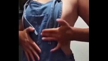 Desnuda En El Baño: Una Colombiana Se Entrega Al Placer Solitario