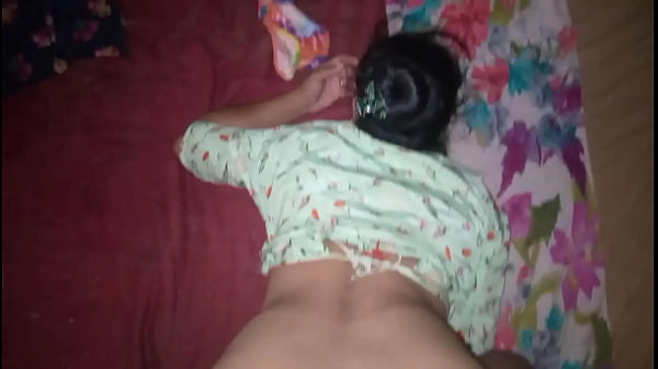 Meri Desi Girlfriend Ko Jabardasti Chod Diya
