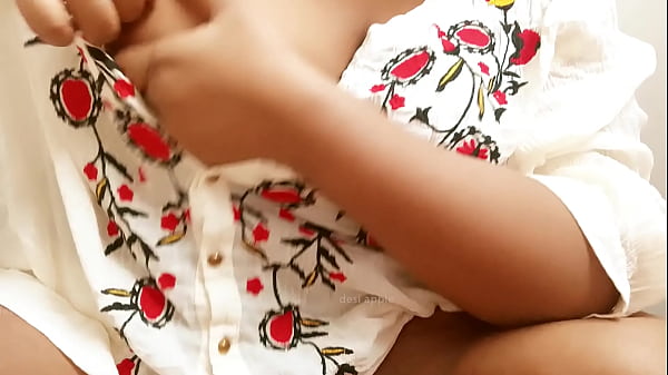 Sultry Indian Coed’s Tantalizing Tease
