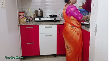 Desi Bhabhi’s Spicy Kitchen Encounter: A Hard And Heavy Session