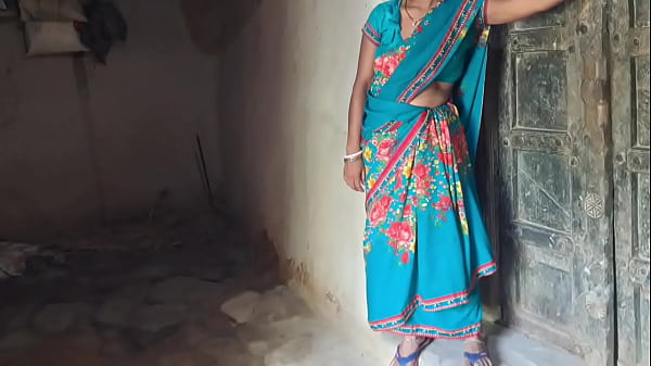 A Student’s Seductive Plea: Komal Begs Her Teacher For A Private Invitation