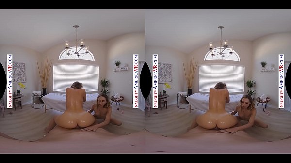 Sizzling Spa Seduction: Aiden Ashley And Tiffany Watson’s Blonde Temptation