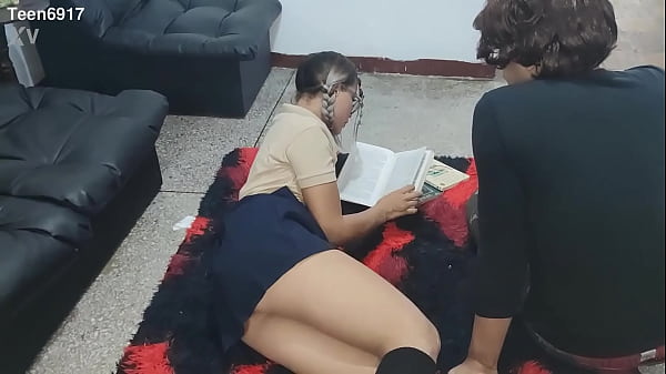 Inocente Universitaria De 19 Años Llega A Clase Y Termina Recibiendo Una Intensa Educación Carnal