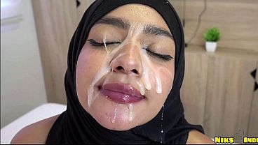 Muslim Hijaabi Teen Gets Pounded Deep And Left Dripping With Cum