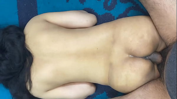 Sultry Indian Housewife’s Sensual Backside Rubdown And Intense Pleasure Session