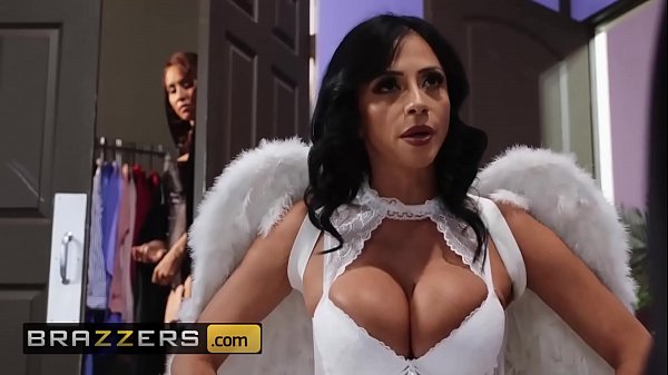 Sultry Sorceresses: Ariella Ferrera & Isis Love Cast A Spell Of Seduction