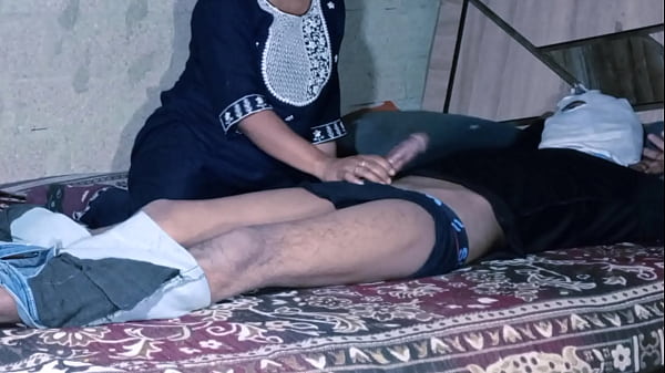 Hot Desi Step-sister Sex Video With Indian Girl