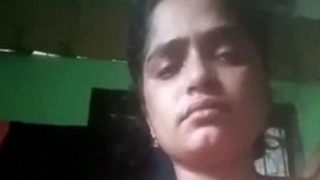 Full Naked Display Of A Cheating Desi Slut For Her Secret Lover