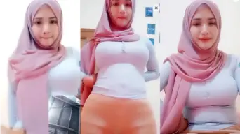 Ukhti Babyauliya Cantik Pamer Tubuh Menggoda Di Liveshow Penuh Fantasi