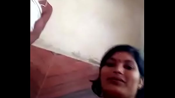 Village Aunty Getting Naughty With The Pujari In The Temple