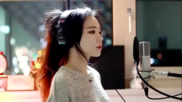 Hot Korean Singer’s Sultry Moves And Breathy Voice Will Leave You Dripping Wet