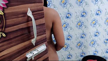 Bangladesi Big Ass Bhabhi Gets Fucked Hard In The Bathroom