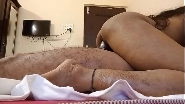 Desi Aunty Gets Fucked Hard By Boyfriend Outdoors, Close-up Pussy Shots, Horny Milf In Action