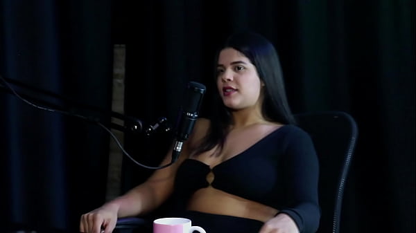 Foi Chamada Pra Ser Esposa, Mas Prefere A Própria Cama Vazia, A Família Sempre Apoiou, E O Tesão Escondido… – Val Mineirinha (sheer/red)