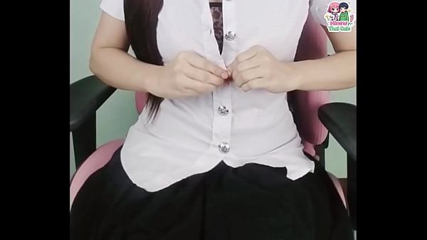 นักศึกษาสุดเซ็กซี่ น้องนิว Xxx สาวสวยขวัญใจไทย โชว์เสียวบนโต๊ะคอม ใช้จู้ปอมโชว์ของหวานจนน้ำไหล