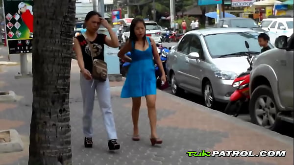 Petite Filipina Gets Raw Fucked And Tongued Deep By A Backpacker