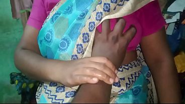 Indian Housewife Priyanka’s Secret Homemade Sex Tape