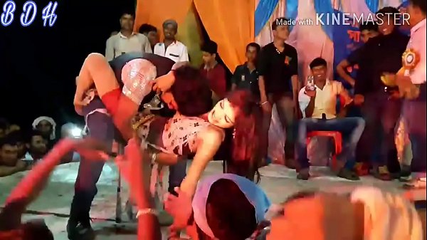 Bhojpuri Arkestra Dance – Gandi Garmi Bhari Bhari Naach
