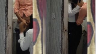 18-year-old College Girl Gets On Her Knees And Takes It Deep In The Campus Bathroom