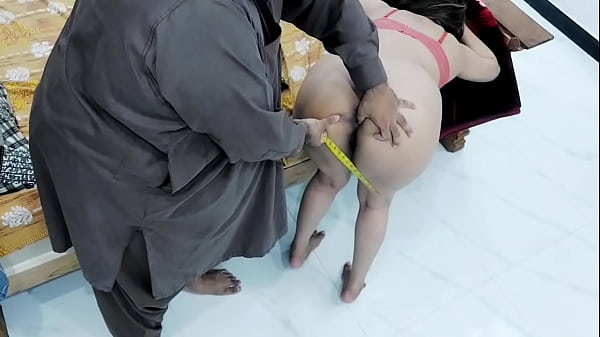Indian Tailor Slamming Village Gawar Girl’s Big Ass Like A Bitch, Pounding Her Hard And Rough In Doggy Style With Clear Hindi Audio And Dirty Romantic Talk