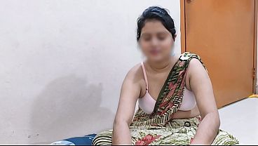 Watch Deshi Village Aunty’s Steamy Romantic Sex Tape