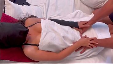 Desi Indian Bhabhi Ki Tight Chut Ka Hardcore Chodai Uske Devar Se, Sexy Babhi Ka Xxx Viral Video Hindi Audio Ke Saath