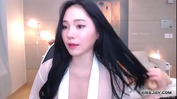 Bj Korean Babe, Tight Body, All Wet And Ready