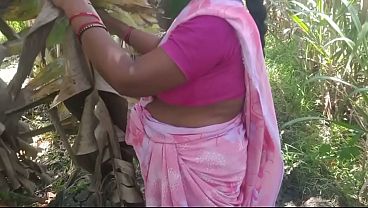 Indian Tamil Bhabhi Hot Outdoor Sex In Banana Grove