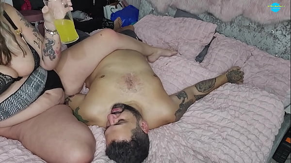 Real Amateur Couple Cowgirl And Riding – She Takes Control And Grinds Deep