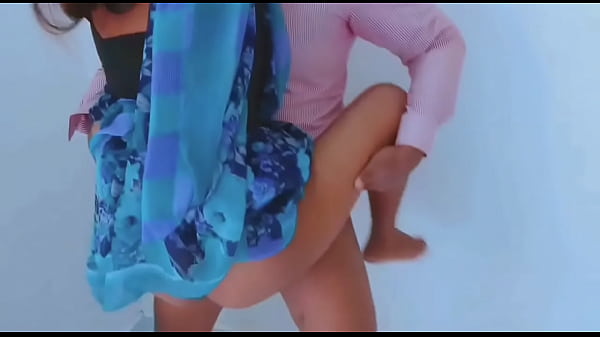 Indian Hot Saree Teacher Lifts Her Saree, Hardcore Homemade Fuck With Student