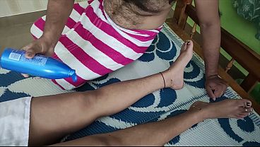 Mallu Babe Gets Naked Full Body Massage… Her Tits Sucked, Pussy Eaten & Fingered Rough!