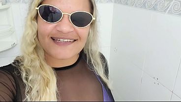 Loira Latina Se Derramando Toda De Prazer Para O José
