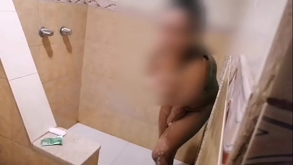 Filipina Step-niece Gets Caught Naked And Pounded In The Shower By Her Step Uncle