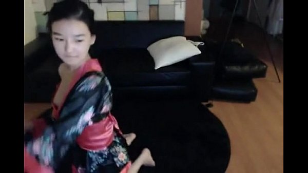 Watch A Hot Korean Cutie Strip And Play On Live Webcam