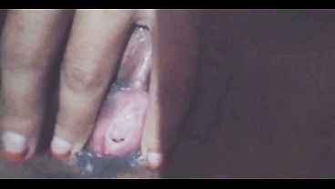 Bangladeshi Girl’s Hot Bedroom Tape Leaked